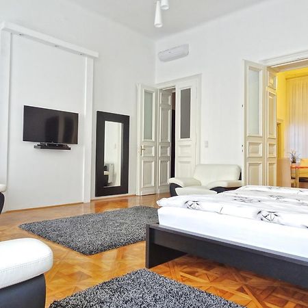 Erzsebet Boulevard Apartment Budapest Zimmer foto