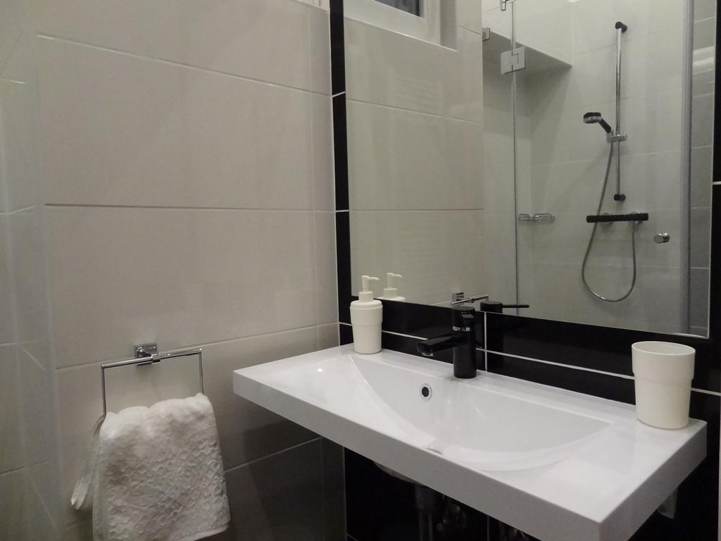 Erzsebet Boulevard Apartment Budapest Zimmer foto