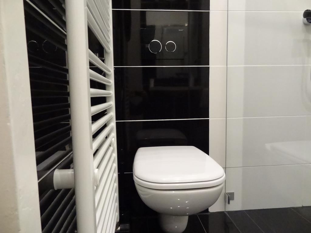 Erzsebet Boulevard Apartment Budapest Zimmer foto