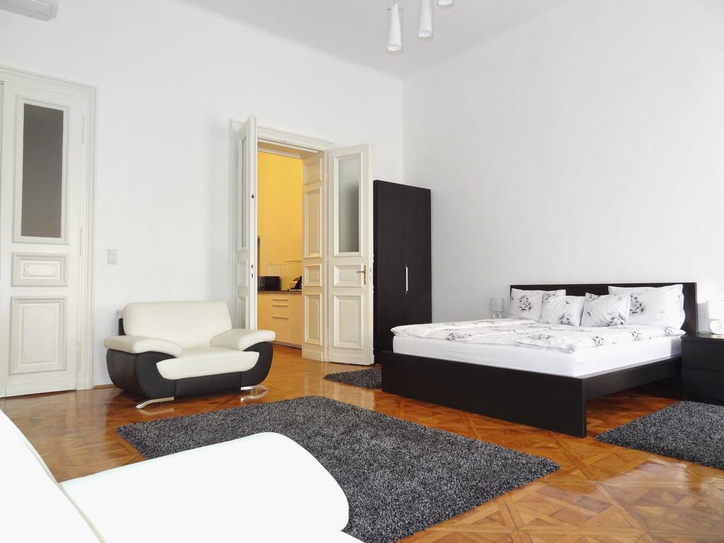 Erzsebet Boulevard Apartment Budapest Zimmer foto