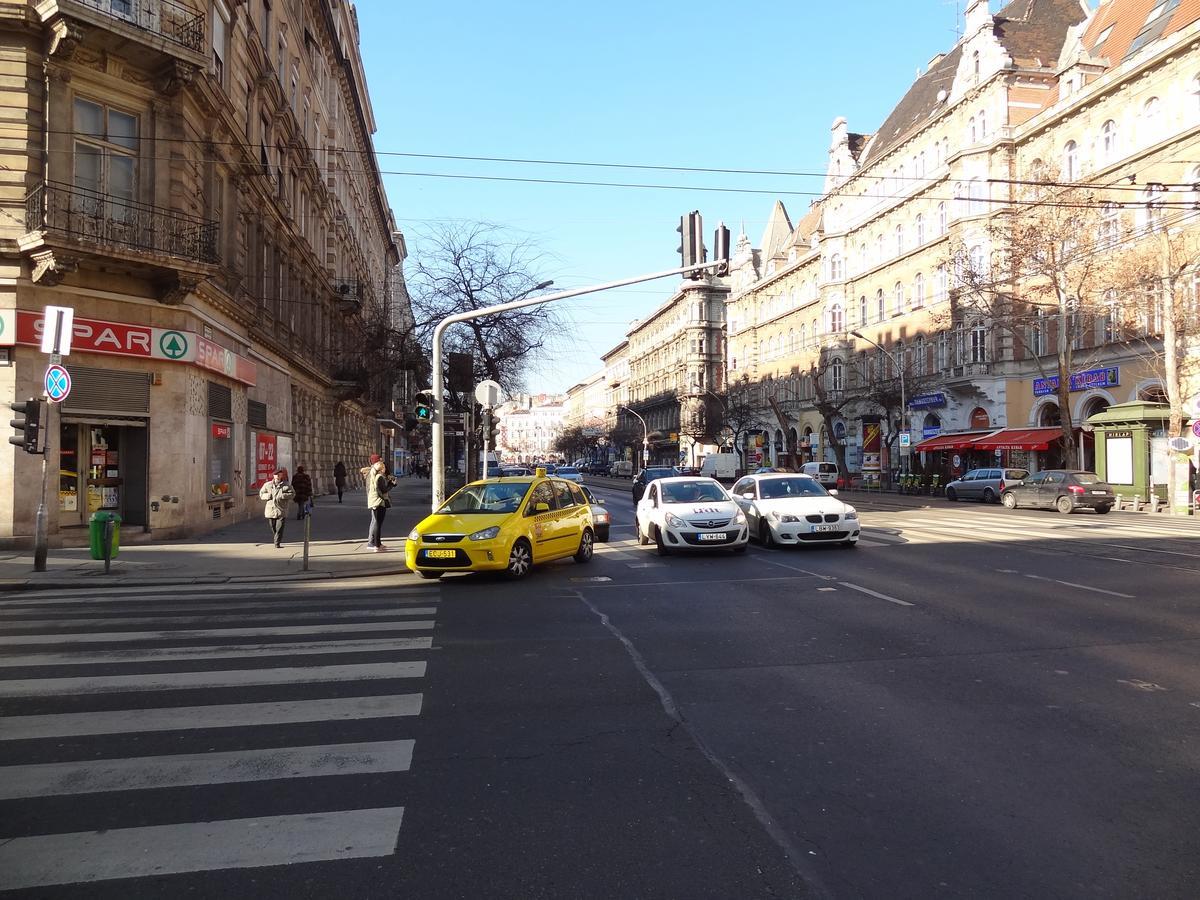 Erzsebet Boulevard Apartment Budapest Exterior foto